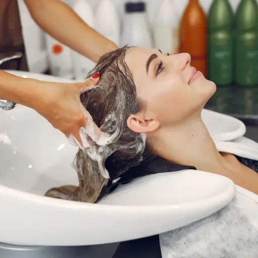 أقنعة وعلاجات